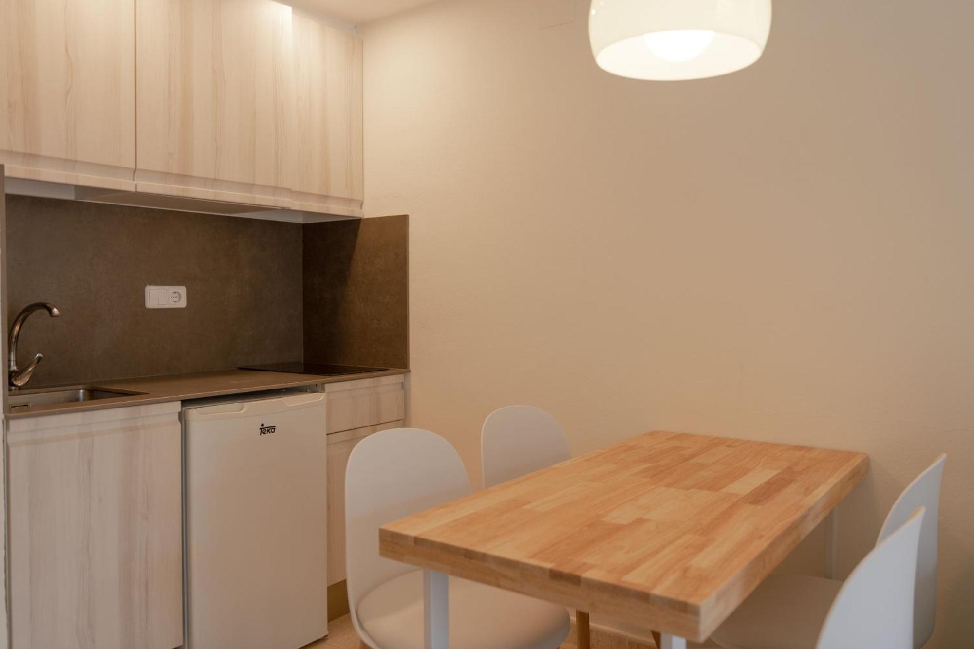 Hotel El Pinar Кала Лонга Екстериор снимка