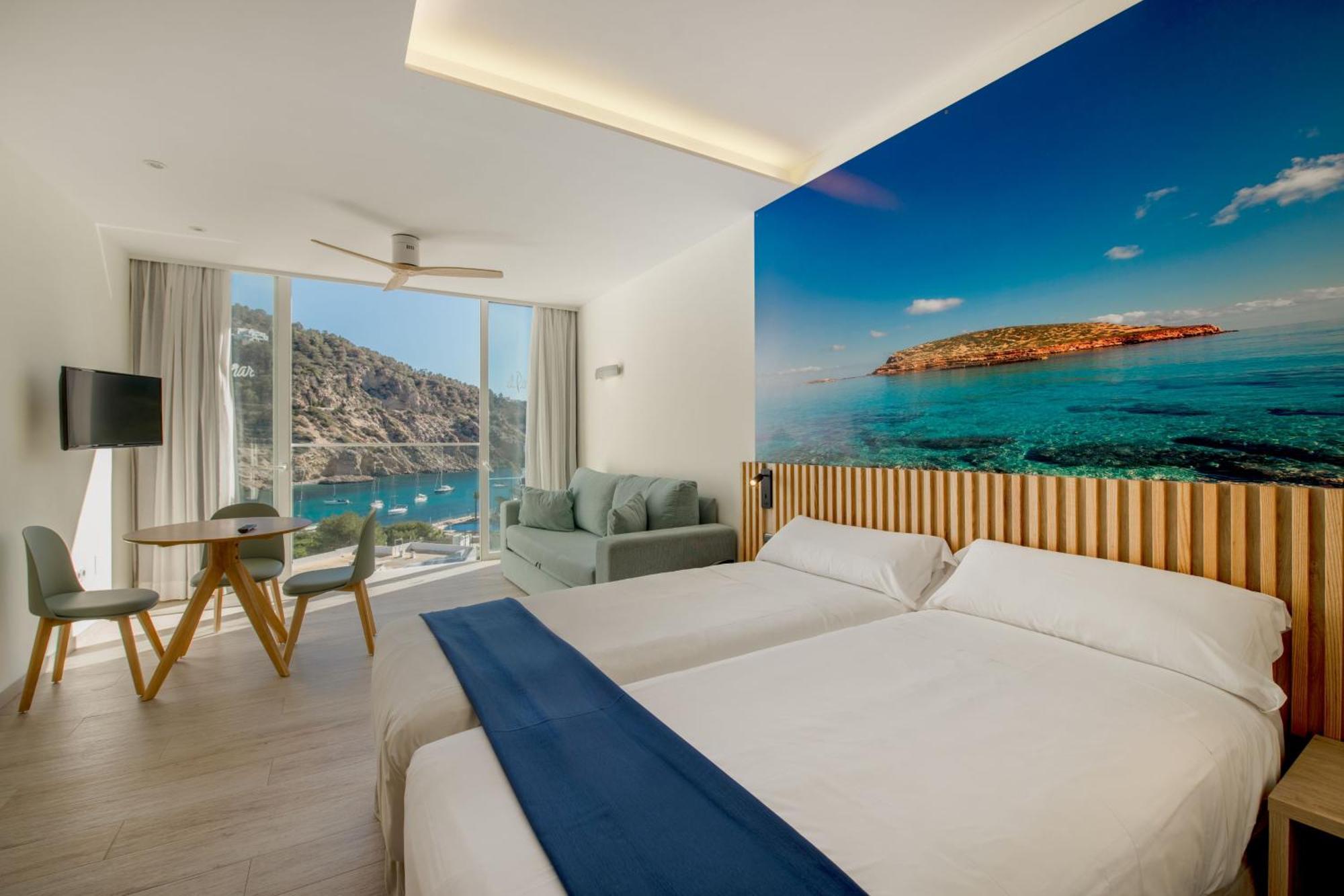 Hotel El Pinar Кала Лонга Екстериор снимка